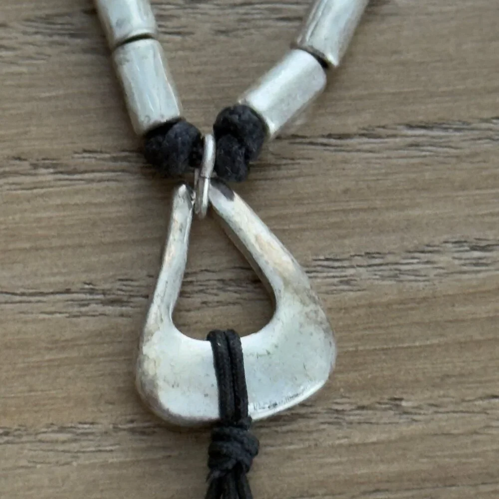 Handmade Black Cord Necklace Silver Tone Turquoise Color Beads Hook Clasp NOTE